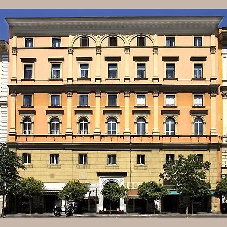 Hotel Ranieri ローマ エクステリア 写真