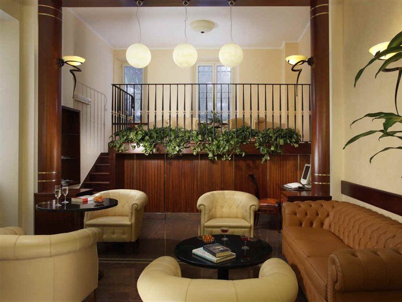 Hotel Ranieri ローマ エクステリア 写真