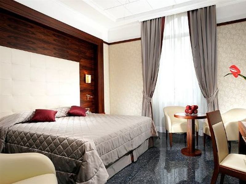 Hotel Ranieri ローマ エクステリア 写真