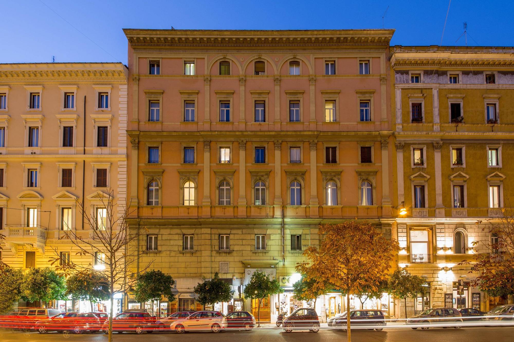 Hotel Ranieri ローマ エクステリア 写真